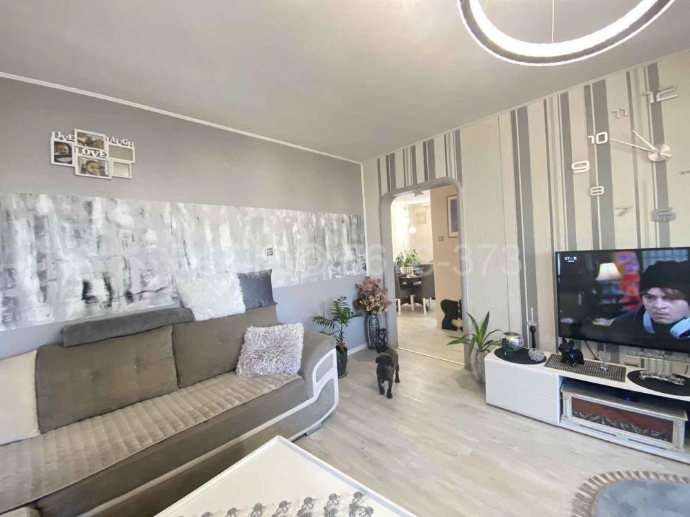 Stan na prodaju u Beogradu, Bežanijska kosa, trosoban, 78m2, cena 249000 evra