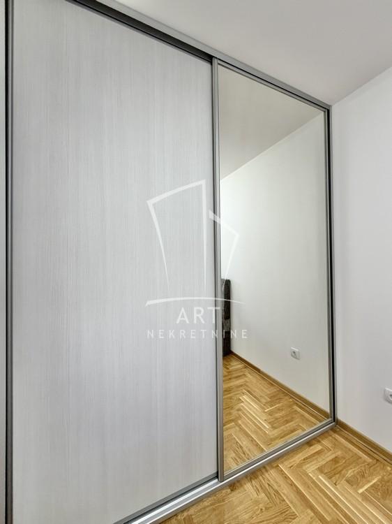 Stan na prodaju u Beogradu, Banjica, dvosoban, 36m2, cena 148000 evra