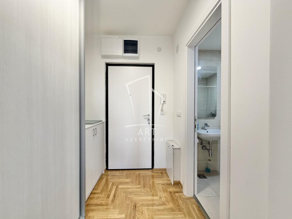 Stan na prodaju u Beogradu, Banjica, dvosoban, 36m2, cena 148000 evra