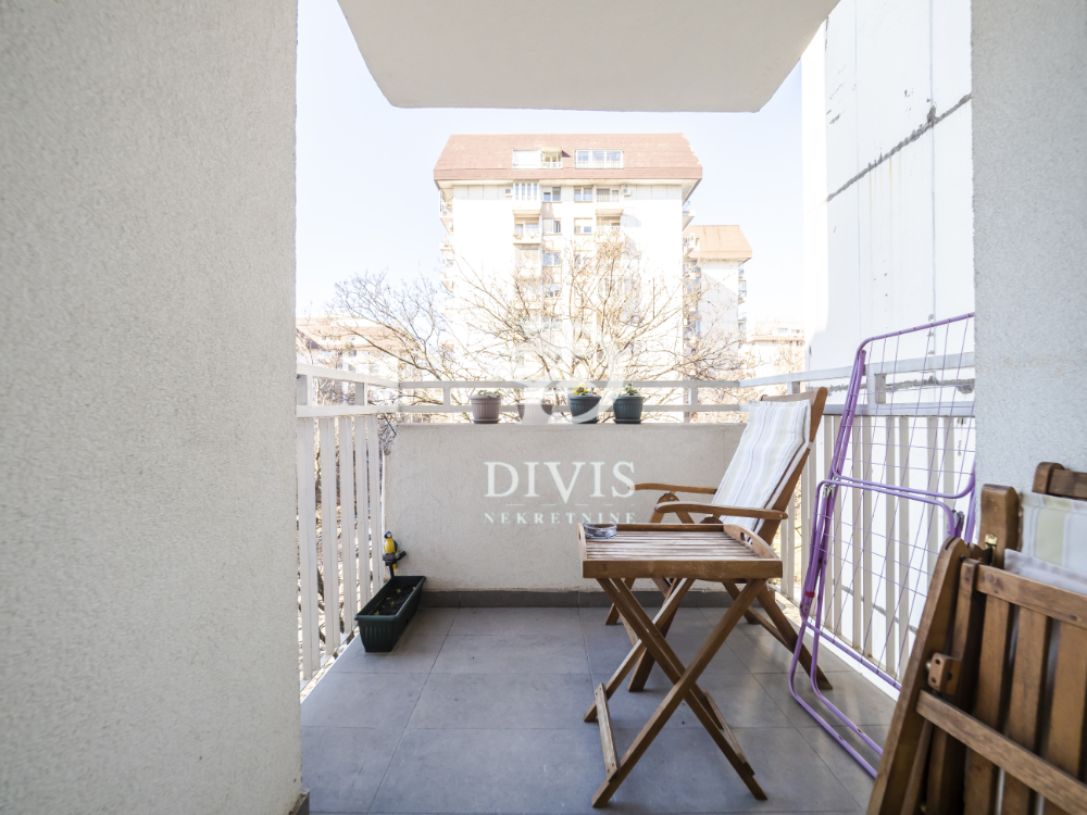 Stan na prodaju u Beogradu, Dorćol, 71m2, cena 370000 evra