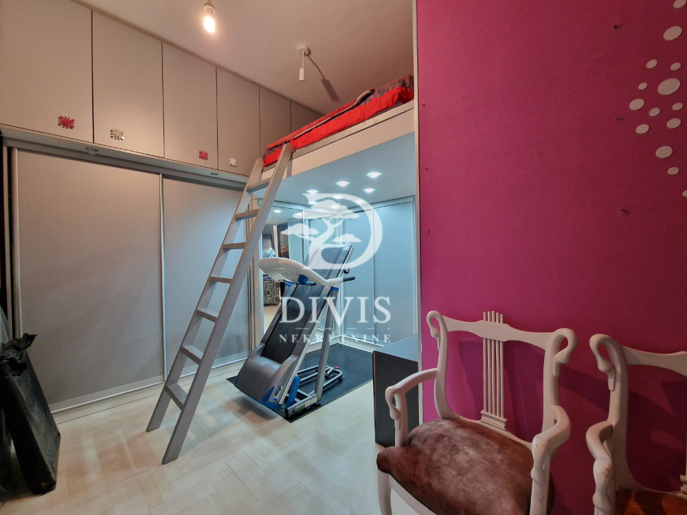 Stan na prodaju u Beogradu, Kalenić pijaca, dvosoban, 71m2, cena 285000 evra