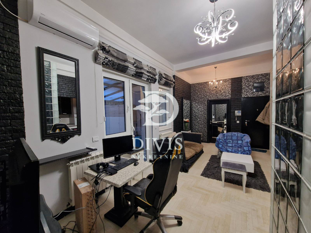 Stan na prodaju u Beogradu, Kalenić pijaca, dvosoban, 71m2, cena 285000 evra