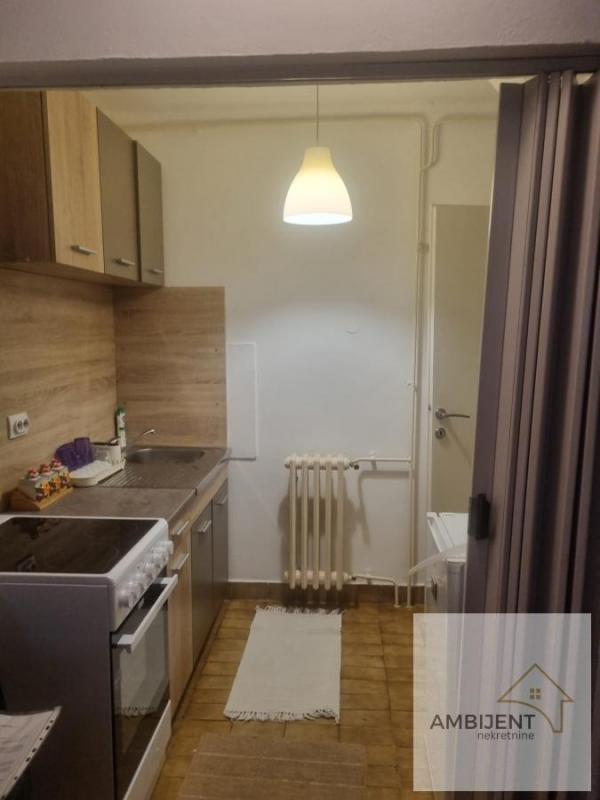 Stan na prodaju u Beogradu, Banovo brdo, jednosoban, 30m2, cena 137700 evra