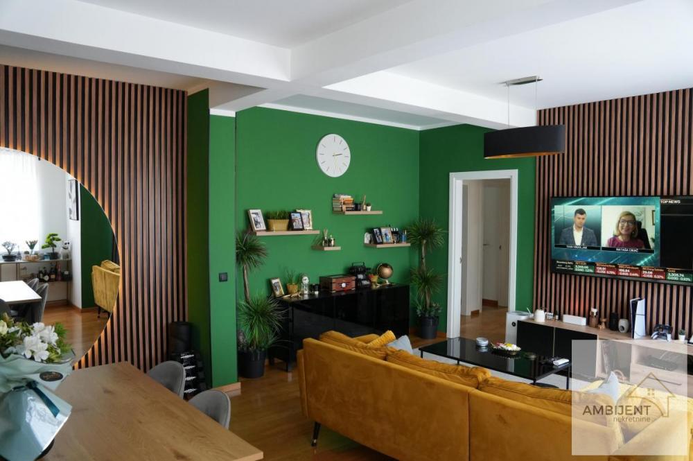 Stan na prodaju u Beogradu, Zvezdara, troiposoban, 83m2, cena 305000 evra