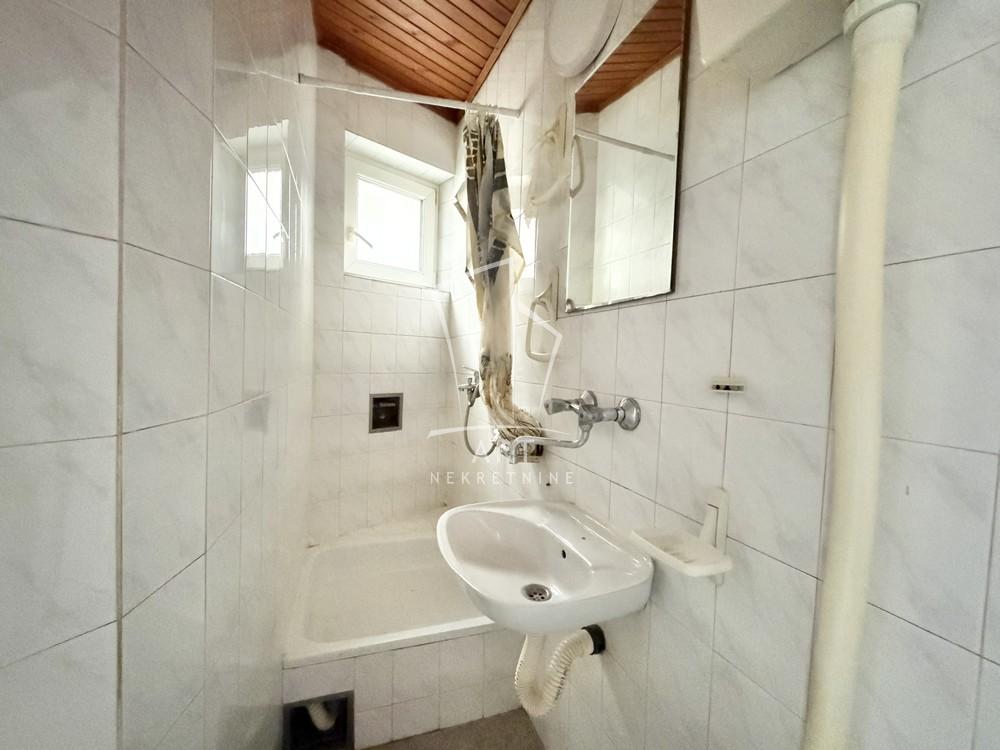 Stan na prodaju u Beogradu, Senjak, jednosoban, 33m2, cena 110000 evra