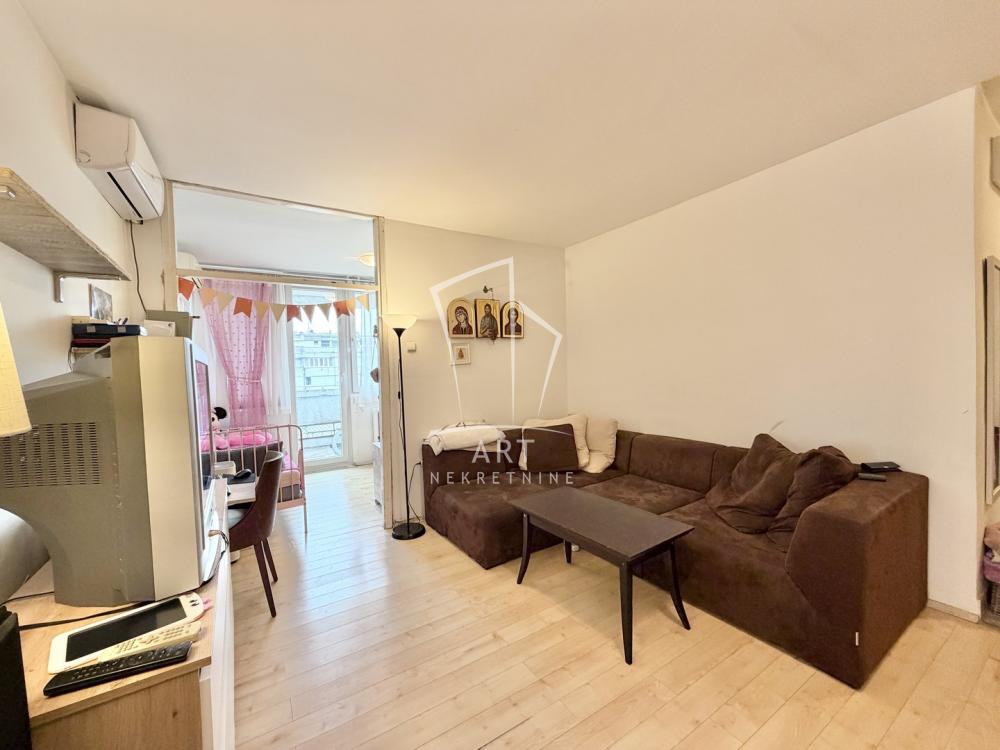 Stan na prodaju u Beogradu, Save Kovačevića, dvoiposoban, 54m2, cena 138000 evra