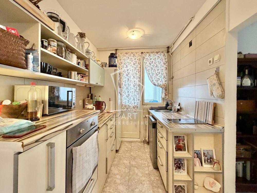 Stan na prodaju u Beogradu, Save Kovačevića, dvoiposoban, 54m2, cena 138000 evra