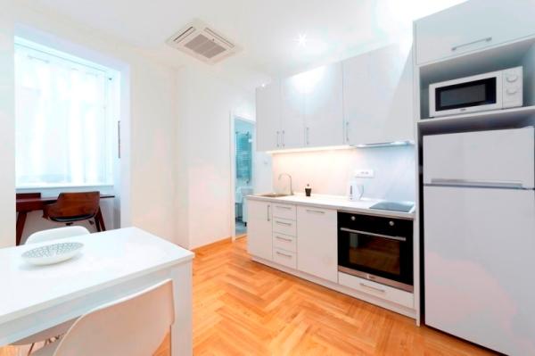 Stan na prodaju u Beogradu, Gornji Dorćol, dvoiposoban, 70m2, cena 398000 evra