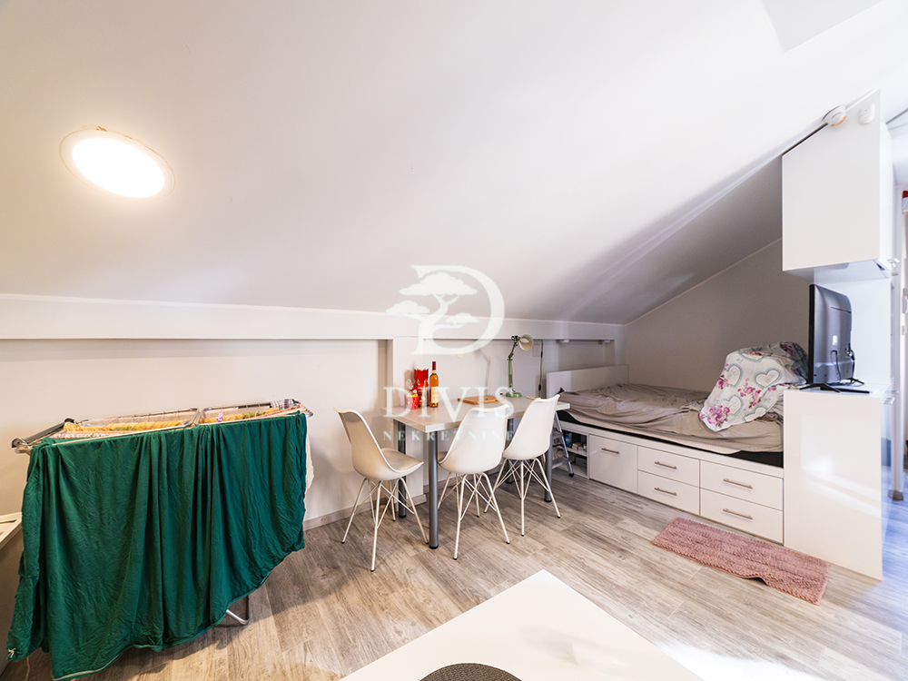 Stan na prodaju u Beogradu, Studentski trg, jednosoban, 44m2, cena 160000 evra