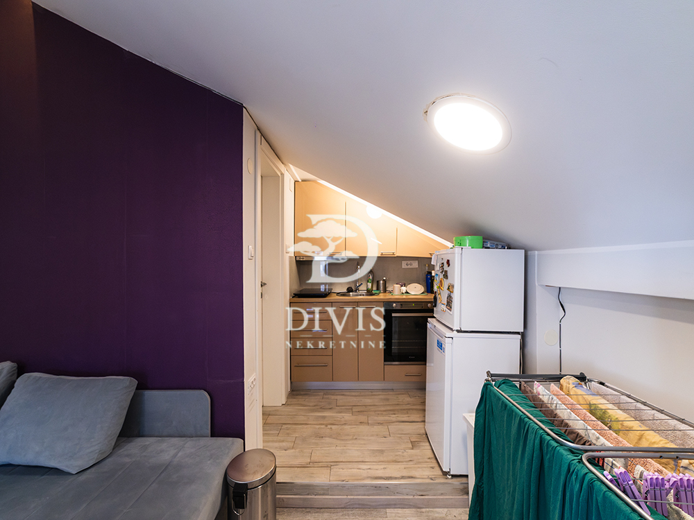 Stan na prodaju u Beogradu, Studentski trg, jednosoban, 44m2, cena 160000 evra