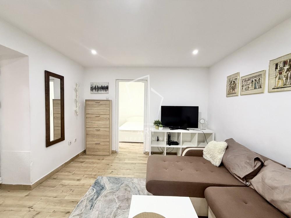 Stan na prodaju u Beogradu, Stari grad, dvosoban, 37m2, cena 180000 evra