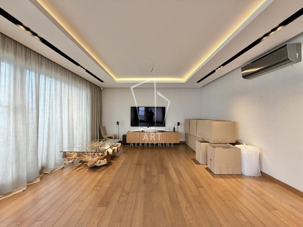 Stan na prodaju u Beogradu, Vračar (Hram), 255m2, cena 1200000 evra