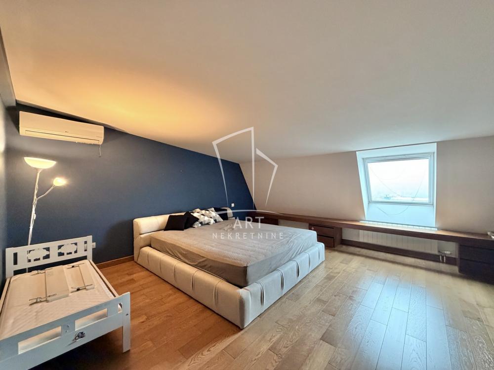 Stan na prodaju u Beogradu, Vračar (Hram), 255m2, cena 1200000 evra