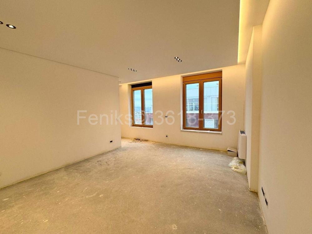 Stan na prodaju u Beogradu, Vračar (Hram), cetvorosoban, 261m2, cena 1400000 evra