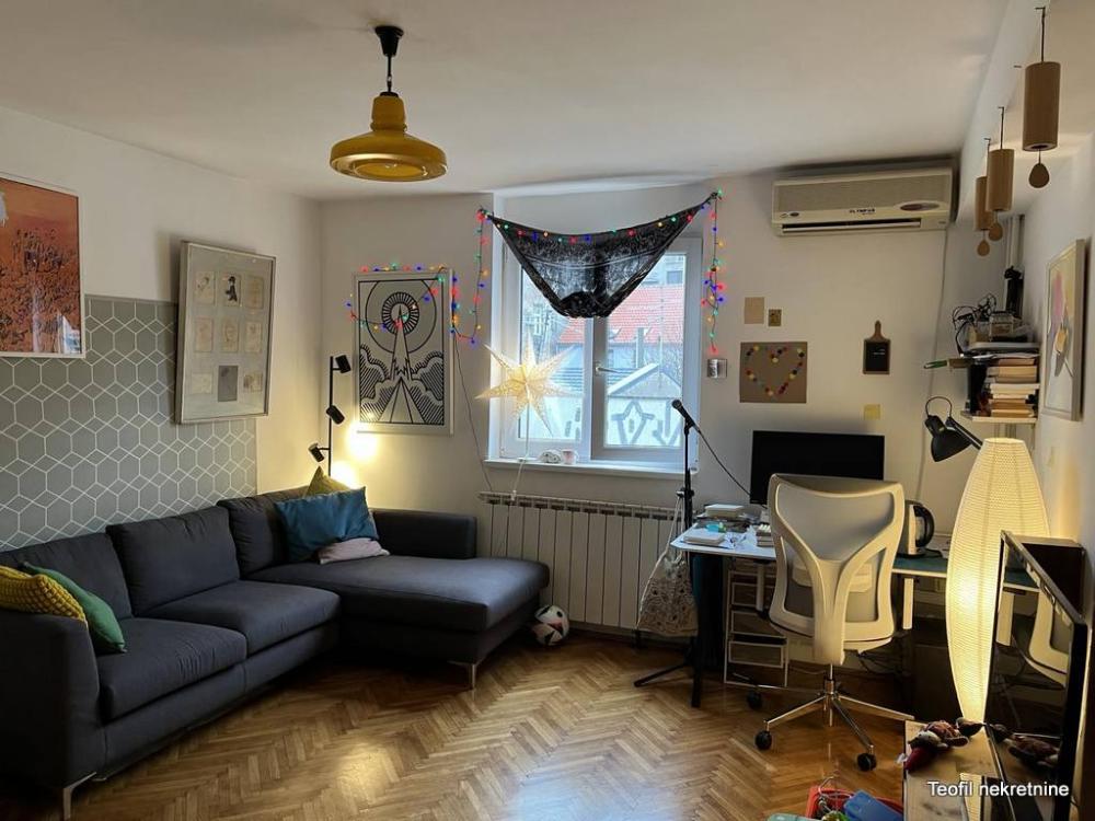 Stan na prodaju u Beogradu, Topličin venac, trosoban, 72m2, cena 271000 evra