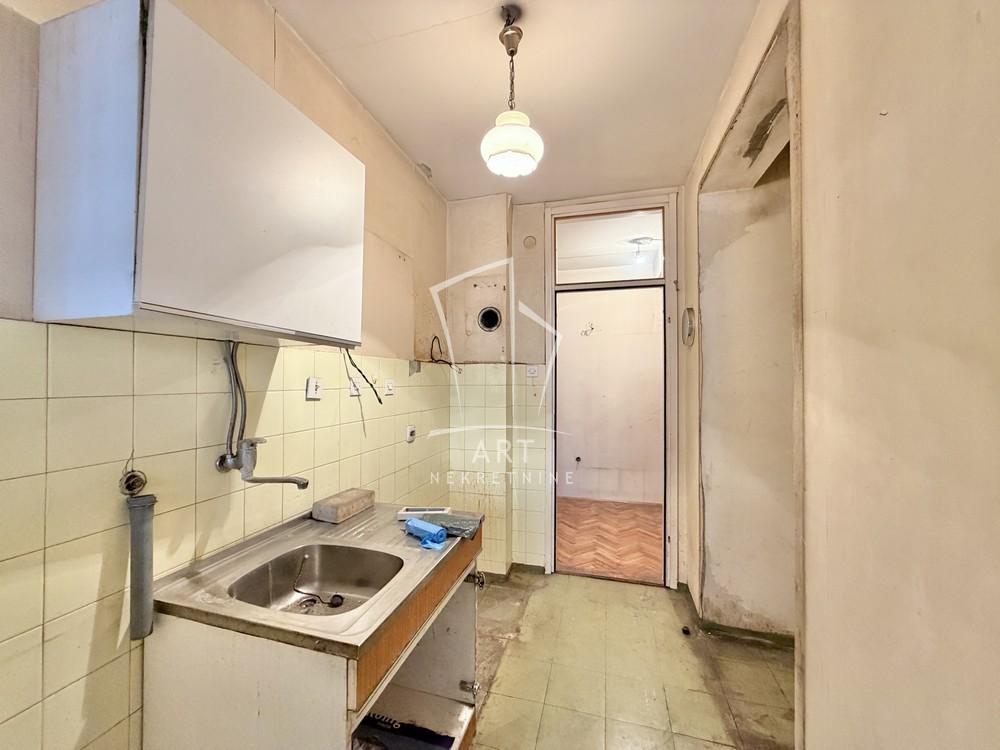 Stan na prodaju u Beogradu, Vračar, dvosoban, 59m2, cena 250000 evra