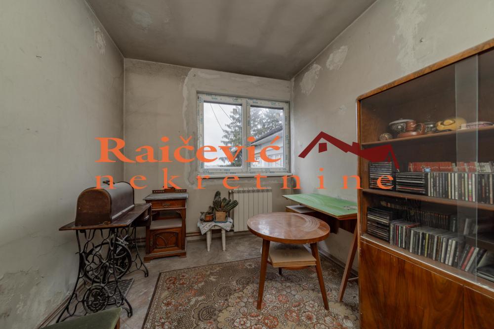 Stan na prodaju u Beogradu, Senjak, trosoban, 87m2, cena 360000 evra