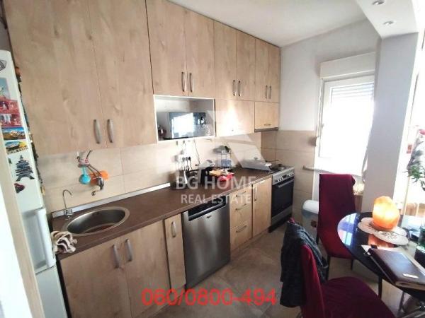 Stan na prodaju u Beogradu, Gornji grad, dvoiposoban, 73m2, cena 194000 evra