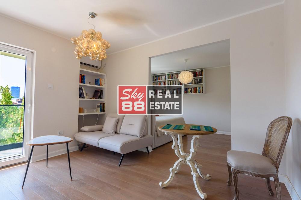 Stan na prodaju u Beogradu, Knez Mihailova, 48m2, cena 285000 evra