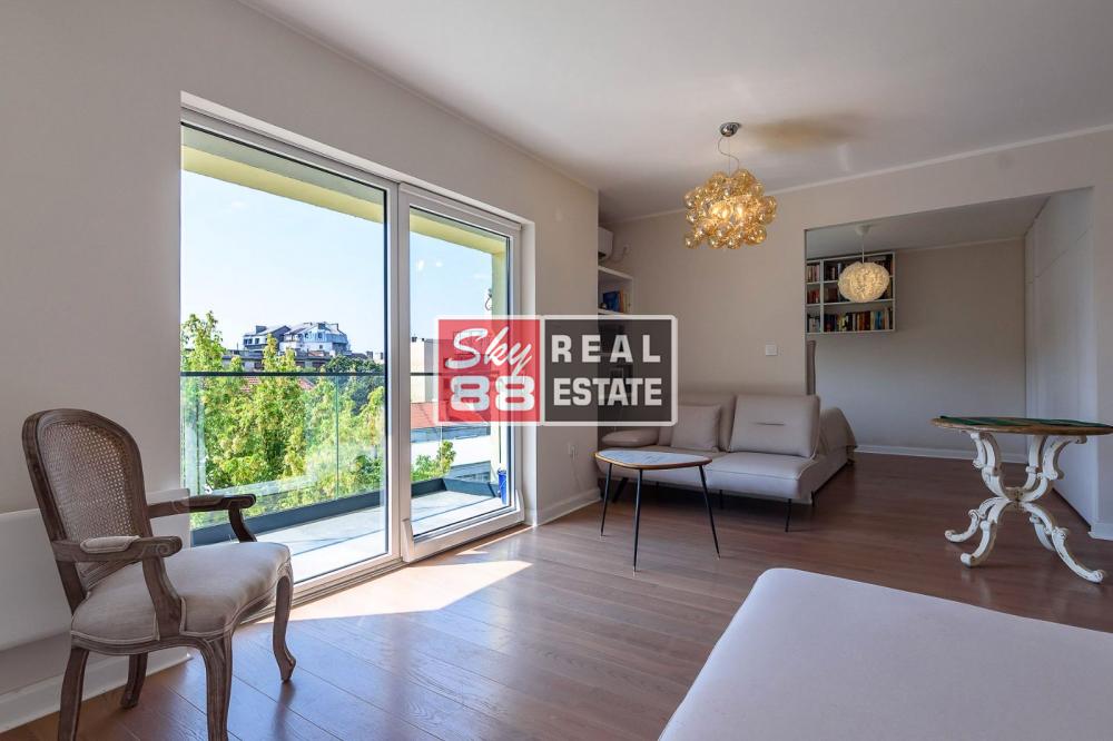 Stan na prodaju u Beogradu, Knez Mihailova, 48m2, cena 285000 evra