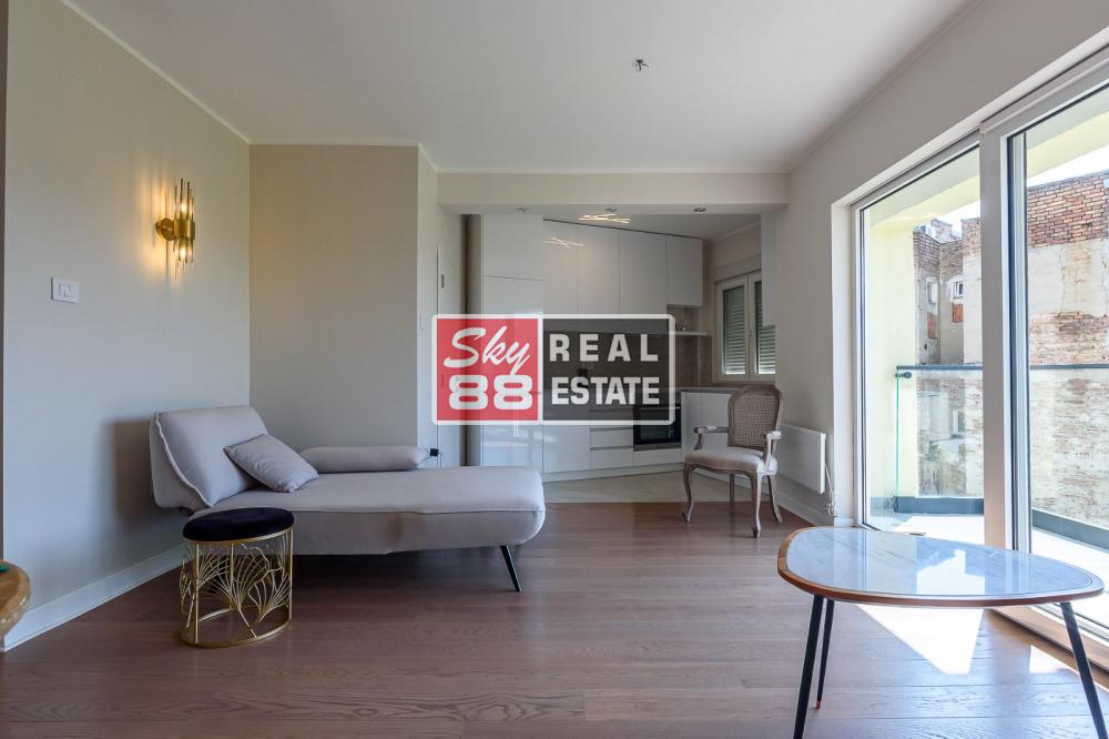 Stan na prodaju u Beogradu, Knez Mihailova, 48m2, cena 285000 evra