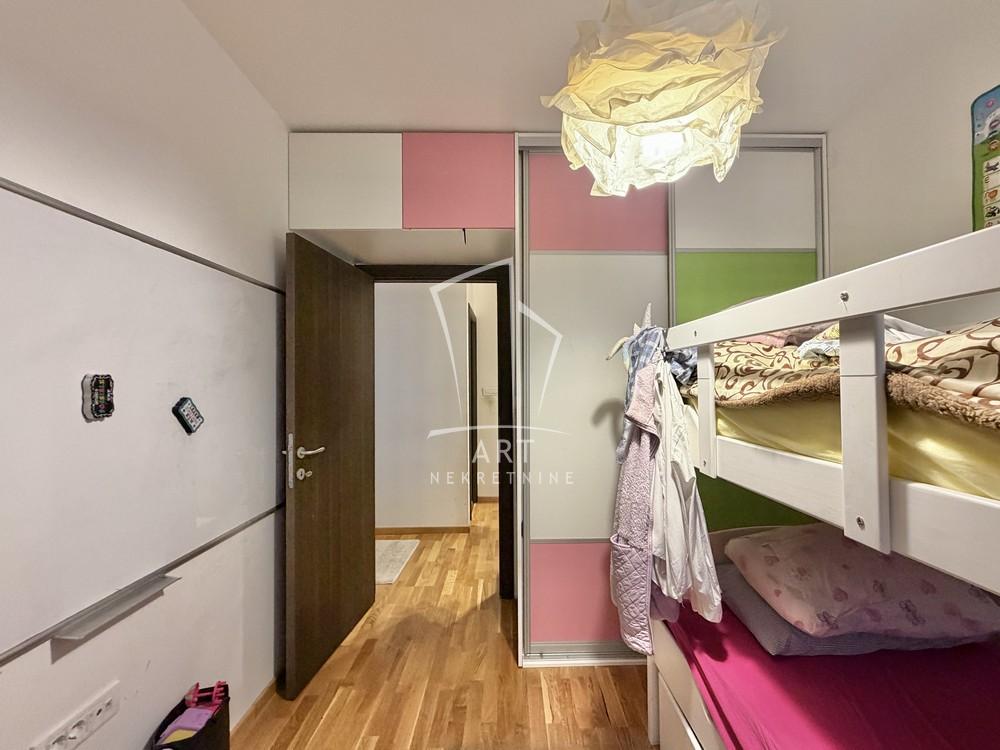 Stan na prodaju u Beogradu, Višnjička banja, dvosoban, 44m2, cena 137900 evra