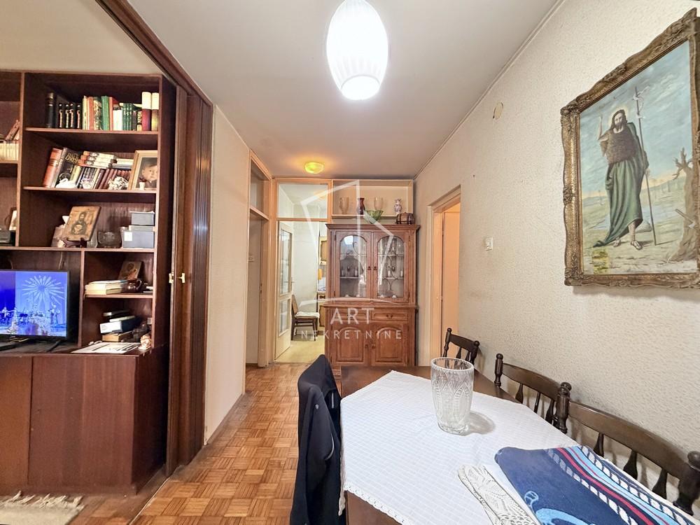 Stan na prodaju u Beogradu, Voždovac, trosoban, 73m2, cena 189000 evra