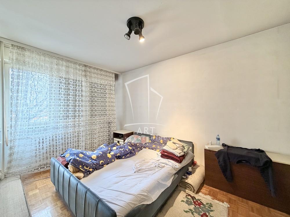 Stan na prodaju u Beogradu, Voždovac, trosoban, 73m2, cena 189000 evra