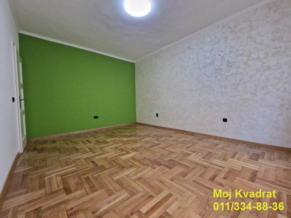 Stan na prodaju u Beogradu, Beograd (centar), jednoiposoban, 36m2, cena 218000 evra