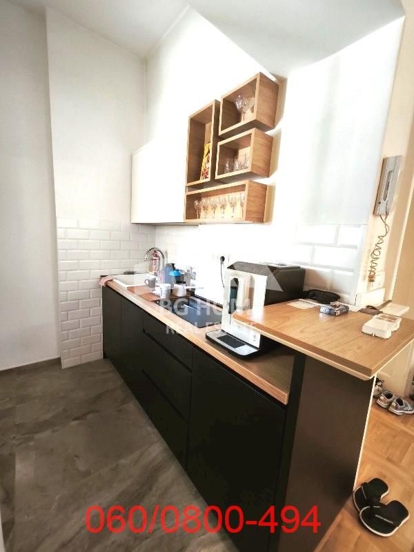 Stan na prodaju u Beogradu, Stari grad, jednoiposoban, 48m2, cena 240000 evra