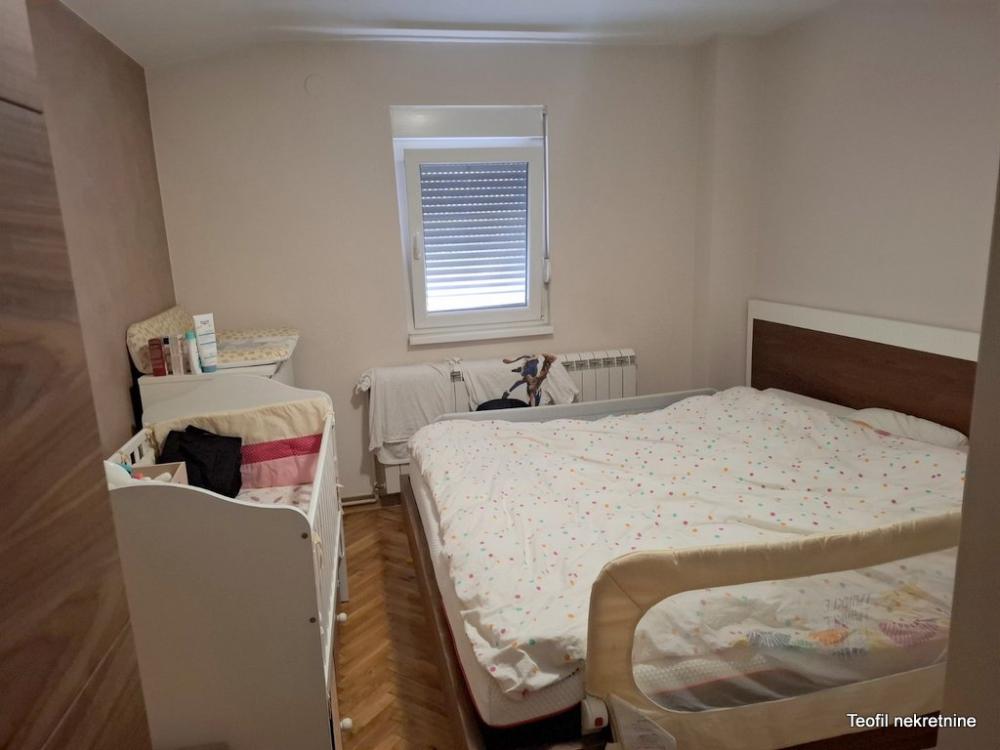 Stan na prodaju u Beogradu, Gundulićev venac, trosoban, 80m2, cena 295000 evra