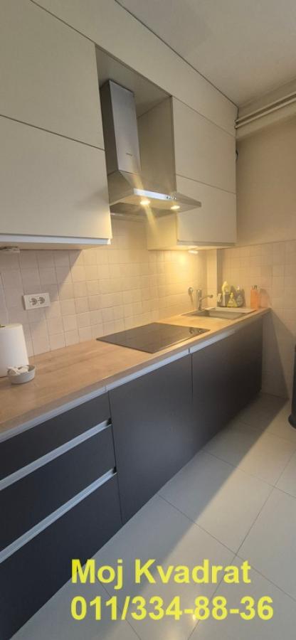 Stan na prodaju u Beogradu, Kalenić pijaca, dvosoban, 74m2, cena 310000 evra