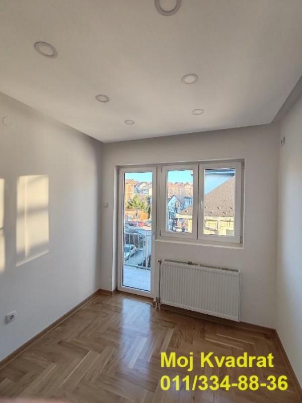 Stan na prodaju u Beogradu, Žarkovo, trosoban, 64m2, cena 193000 evra