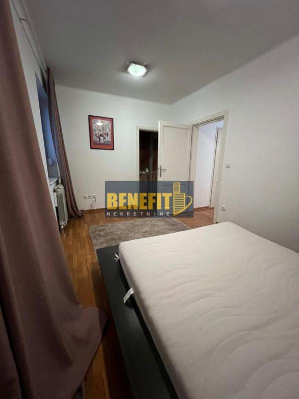 Stan na prodaju u Beogradu, Južni bulevar, trosoban, 101m2, cena 330000 evra