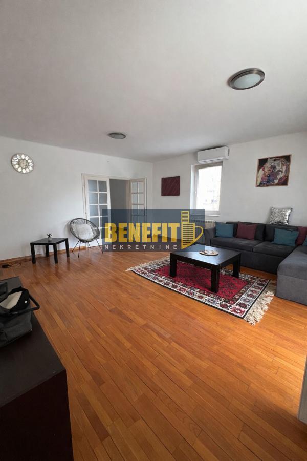 Stan na prodaju u Beogradu, Južni bulevar, trosoban, 101m2, cena 330000 evra