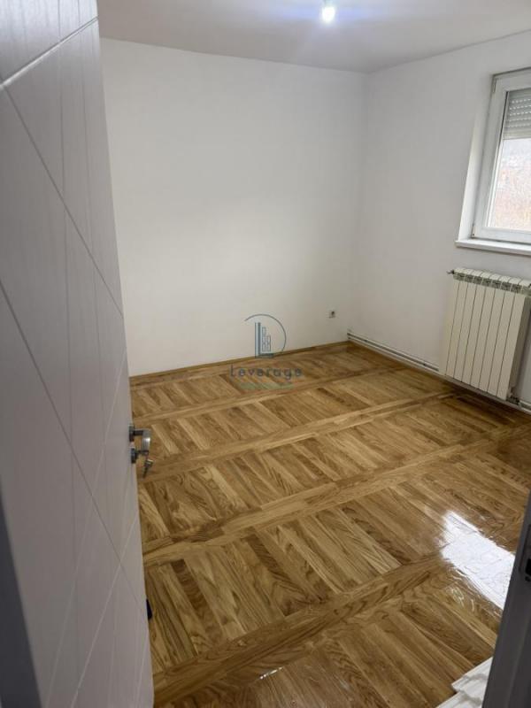 Stan na prodaju u Beogradu, Višnjička banja, dvoiposoban, 60m2, cena 175000 evra