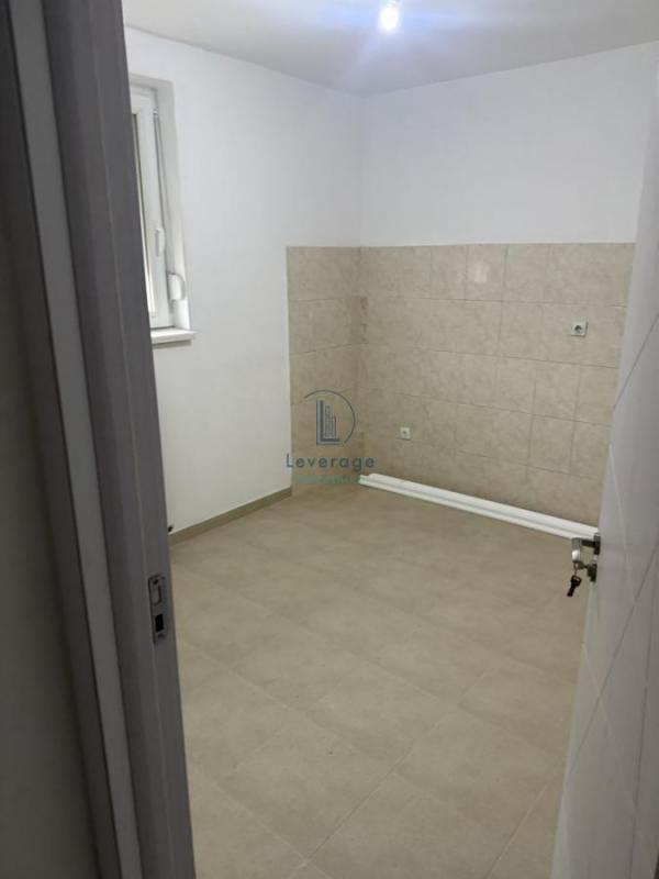 Stan na prodaju u Beogradu, Višnjička banja, dvoiposoban, 60m2, cena 175000 evra