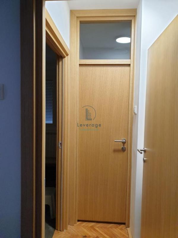 Stan na prodaju u Beogradu, Voždovac, dvosoban, 50m2, cena 199000 evra