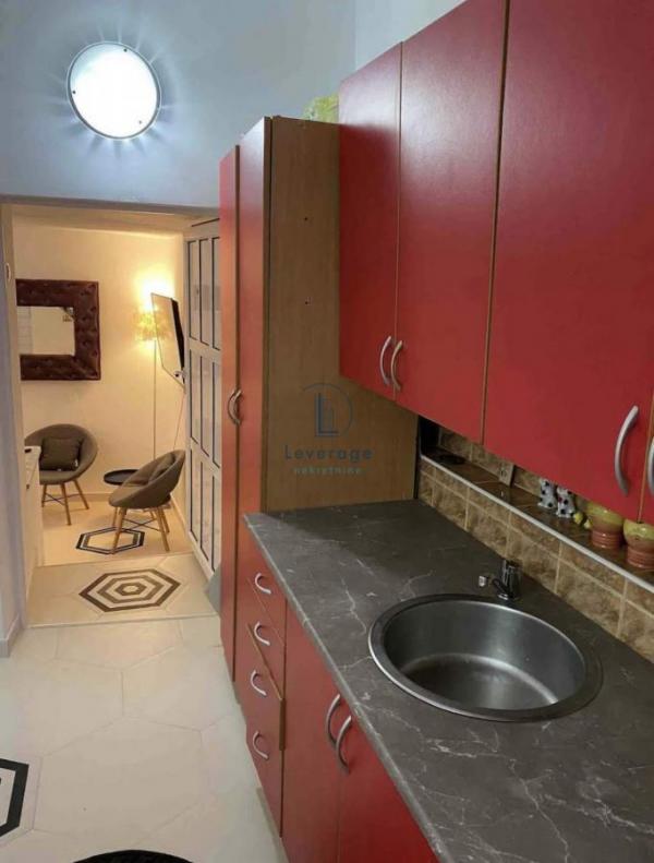 Stan na prodaju u Beogradu, Zeleni venac, jednosoban, 28m2, cena 79000 evra