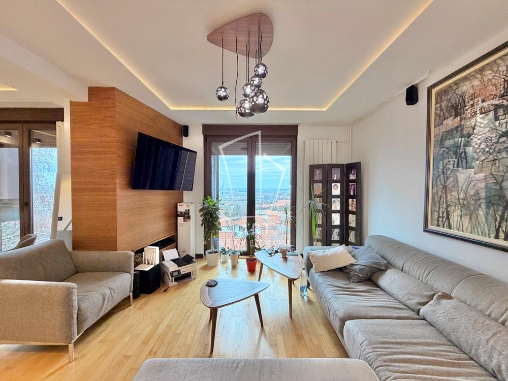 Stan na prodaju u Beogradu, Čukarica, trosoban, 70m2, cena 305000 evra