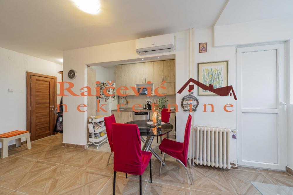 Stan na prodaju u Beogradu, Gornji grad, trosoban, 73m2, cena 194000 evra