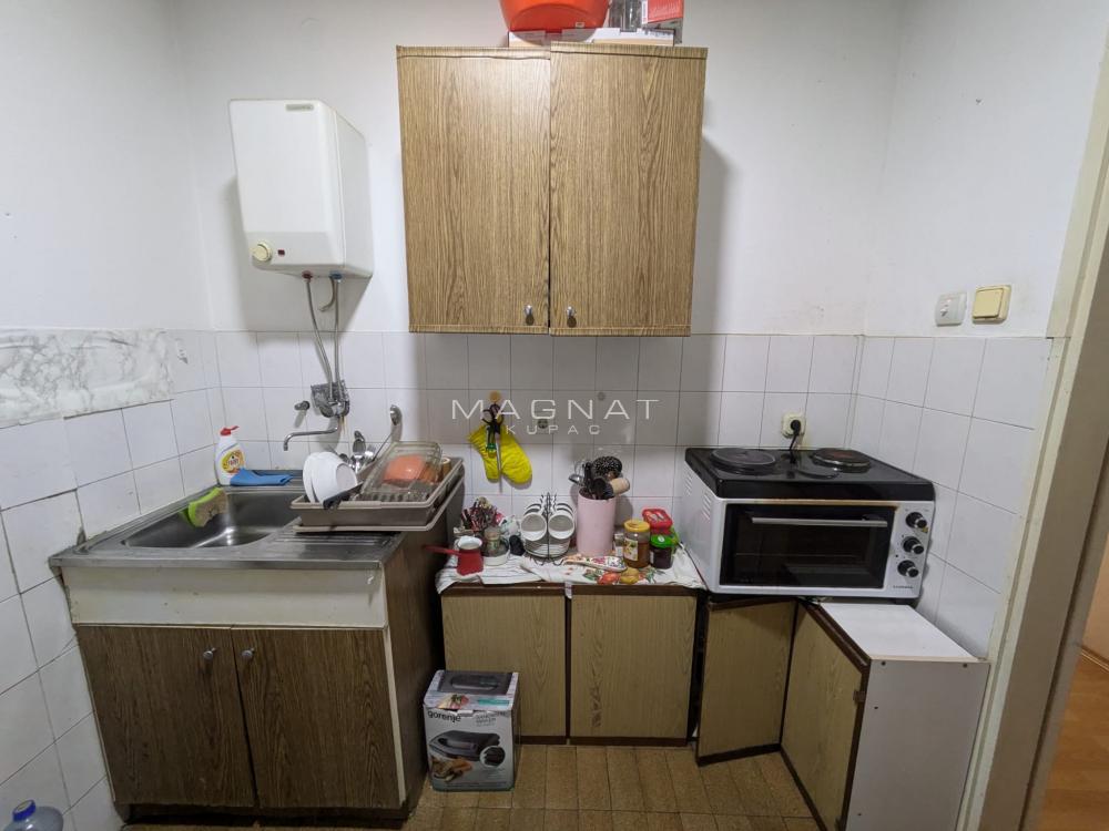 Stan na prodaju u Beogradu, Save Kovačevića, jednoiposoban, 43m2, cena 96000 evra