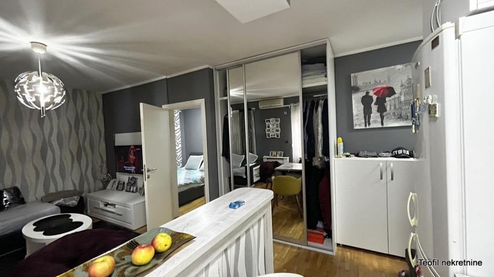 Stan na prodaju u Beogradu, Petlovo brdo, jednosoban, 33m2, cena 94900 evra