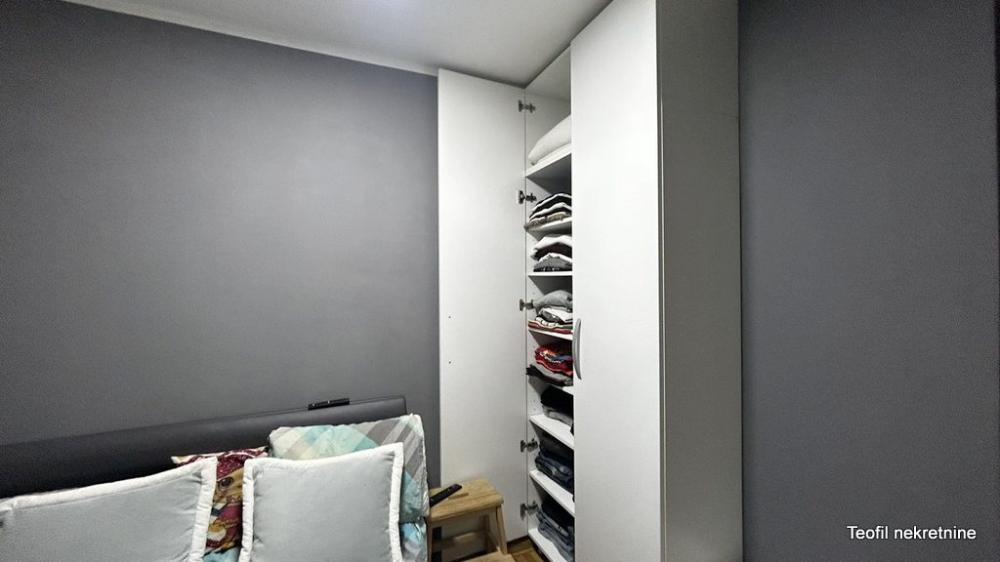 Stan na prodaju u Beogradu, Petlovo brdo, jednosoban, 33m2, cena 94900 evra