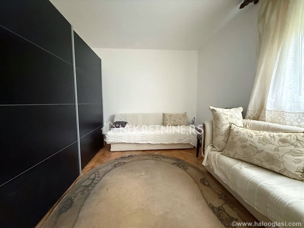 Stan na prodaju u Beogradu, Palilula,Karaburma, dvosoban, 50m2, cena 125000 evra