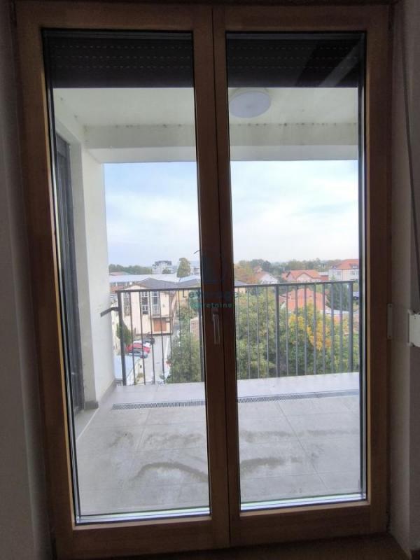 Stan na prodaju u Beogradu, Zemun, trosoban, 91m2, cena 285000 evra