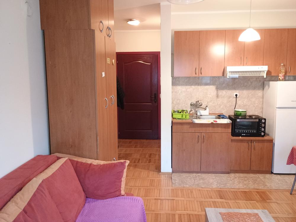 Stan na prodaju u Beogradu, Rakovica, 23m2, cena 300 evra