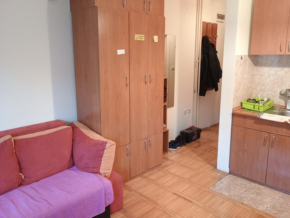 Stan na prodaju u Beogradu, Rakovica, 23m2, cena 300 evra