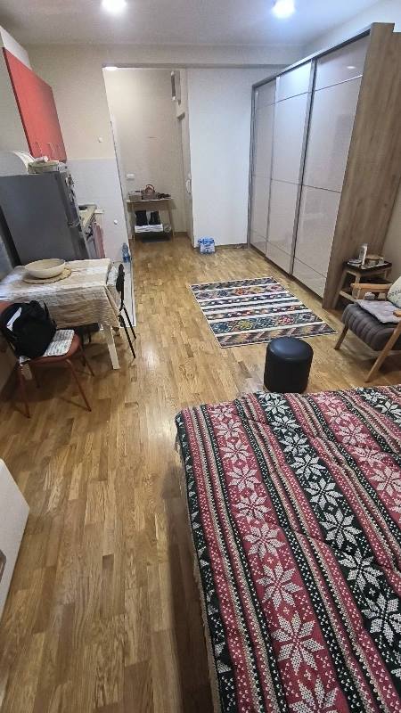 Stan na prodaju u Beogradu, Karaburma, jednoiposoban, 30m2, cena 75000 evra