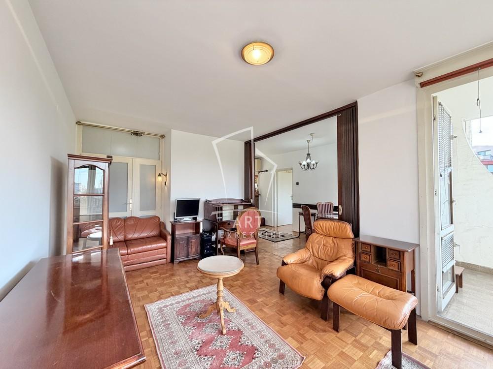 Stan na prodaju u Beogradu, Zvezdara, dvoiposoban, 61m2, cena 190000 evra